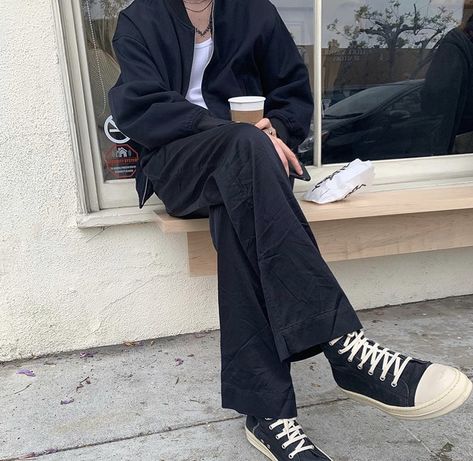 Rick Owens Ramones Outfit Men, Ramones Outfit, Rick Owens Ramones Fit, Men’s Rick Owens Outfit, Ramones Shirt, Aesthetic Styles, Save Outfits, Mens Fashion Streetwear, Fashion Streetwear