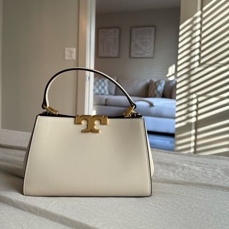 Mini Eleanor Satchel Tory Burch Satchel Outfit, Tory Burch Eleanor Bag, Tory Burch Handbags, Tory Burch Bag, Designer Bags, Cute Casual Outfits, Mini Bag, Tory Burch, Bags Designer