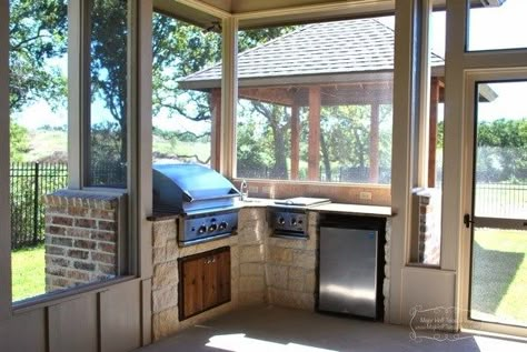 Porch Kitchen Ideas, Curved Island, Screened Porch Designs, Screened In Deck, Outdoor Deck Furniture, Texas House, My Calendar, Screened In Patio, Backyard Porch