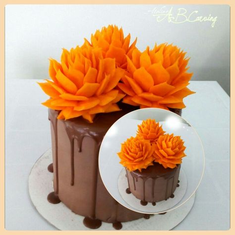 #Carving #cake #chocolate #flowers #atelierabcarving #carvingcake Carving Vegetables, Carving Cake, Mango Cake, Chocolate Flowers, Flower Carving, Pumpkin Art, Carving Ideas, Art Carved, Cake Chocolate