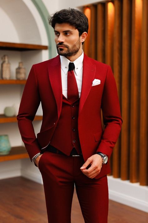 Red Mens Suit, Red Wedding Suit, Red Groomsmen, Blazer Waistcoat, Best Suits For Men, Single Breasted Suit, Grooms Suit, Suit Stores, Slim Fit Suit Men