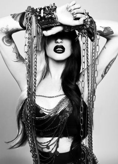 Excessive jewelry! Porcelain Black, Dark Beauty, Gothic Fashion, Punk Rock, Rocker, Pin Up, A Woman, Wonder Woman, Models