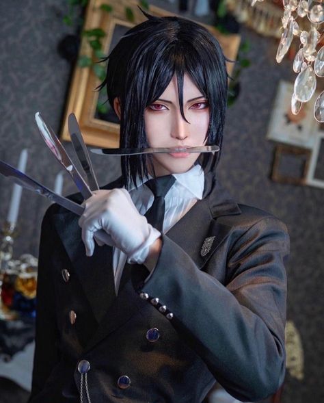 Sebastian Michaelis Cosplay, Yes My Lord, Black Butler Cosplay, Black Pig, Black Butler Sebastian, Black Butler Characters, Japan Painting, Sebastian Michaelis, Alastor Hazbin Hotel