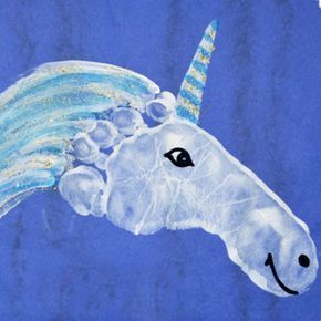 #Kids #Malen Unicorn Crafts For Kids, Hand Print Art, Unicorn Craft, Footprint Crafts, Unicorn Crafts, Horse Crafts, Footprint Art, Handprint Crafts, Daycare Crafts