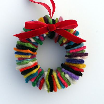 Tales from The Raspberry Rabbits: More with wool scraps Wool Wreath, Felt Ornaments Diy, Diy Felt Christmas Ornaments, Wreath Ornament, Felt Christmas Decorations, Felt Christmas Ornaments, Christmas Ornaments To Make, Ornament Crafts, Felted Wool