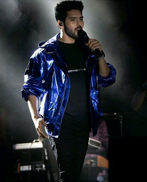 Armaan Malik Cute, Arman Malik, Anu Malik, Armaan Malik, Best Guitar Players, Dream Concert, Guitar Players, Handsome Prince, My Prince Charming