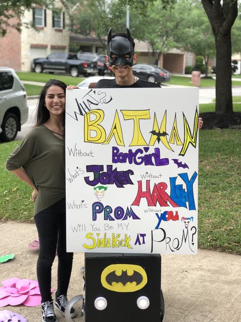 Batman Promposal Ideas, Batman Hoco Proposal, Proposal Signs, Hoco Proposal Ideas, Promposal Ideas For Him, Proposal Ideas Romantic, Hoco Posters, Hoco Signs, Juliet Garden Rose