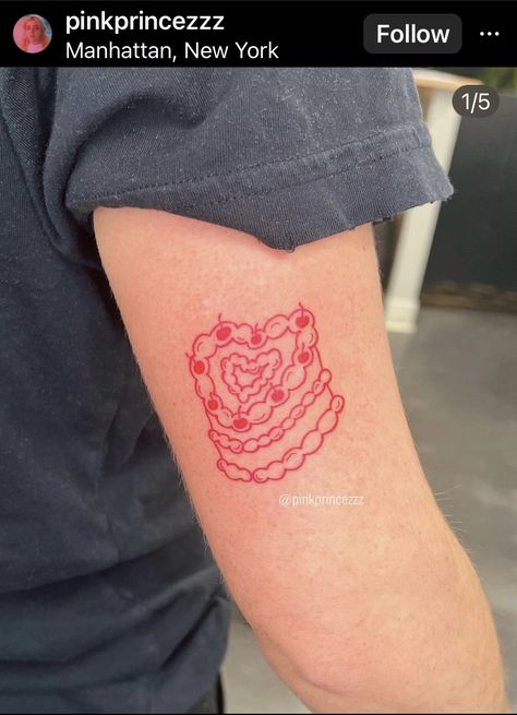 Carrot Cake Tattoo, Pink And Red Tattoo, Heart Cake Tattoo, Strawberry Cake Tattoo, Vintage Cake Tattoo, Birthday Cake Tattoo, Cake Tattoo Ideas, Pink Tattoo Ink, Cake Tattoo