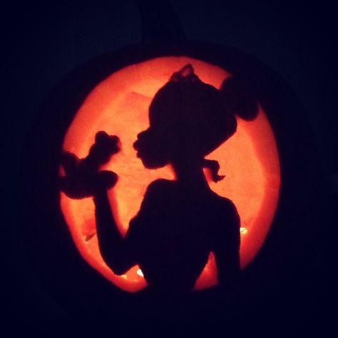 the best way to celebrate halloween Disney style? Princess and the Frog pumpkin!  -Lauren Muir Halloween Pumpkins Carvings Disney, Disney Theme Pumpkin Carving, Princess And The Frog Pumpkin Carving, Princess Pumpkin Carving Ideas, Disney Pumpkins Carvings, Pumpkin Carving Ideas Princess, Bambi Pumpkin, Princess And The Frog Pumpkin, Tiana Pumpkin