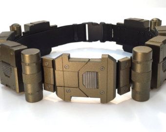 Maker of replicas of movie and fantasy props. by ValorReplicas Batman Utility Belt, Batman Belt, Batman Redesign, Batman Suit, Batman Concept, Batman Outfits, Batman Armor, Batman Costumes, Batman Cosplay