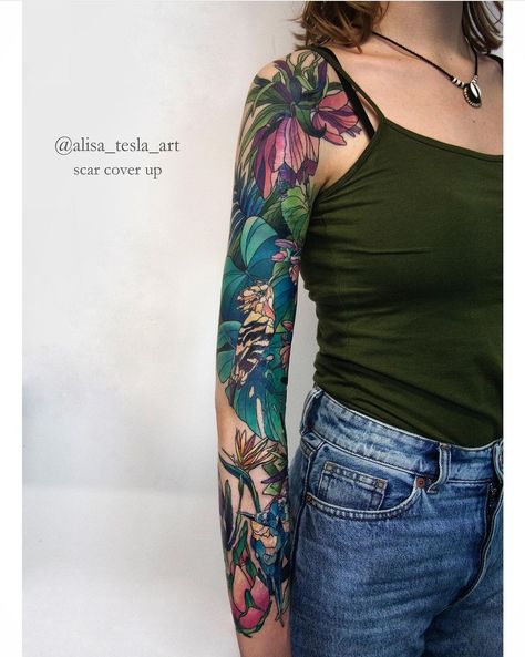 Exotic Flower Tattoos, Colorful Sleeve Tattoos, Tattoo Bunt, Infinity Tattoo With Feather, Shoulder Sleeve Tattoos, Vine Tattoos, Floral Tattoo Sleeve, Flower Sleeve, Forearm Tattoo Women