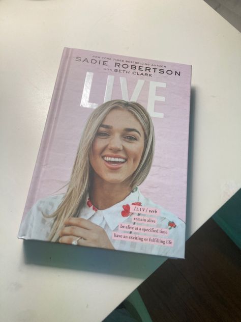 Sadie Robertson, Fulfilling Life, Bible Journaling, Bible, Book Cover, Books