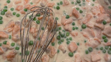 Salmon Pea Wiggle Easy Recipes, Creamed Salmon And Peas, Salmon Pea Wiggle, Tuna Pea Wiggle Recipe, Salmon And Peas, Milk Gravy, Canned Salmon Recipes, Creamy Peas, Quick Delicious Meals