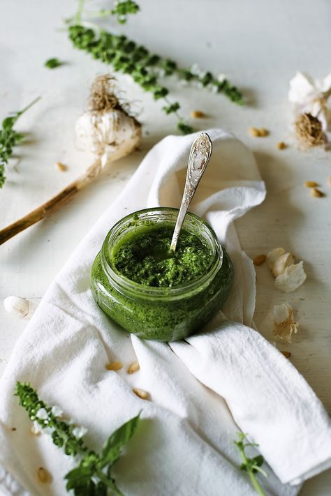 Basil Pesto Photography Food Styling, Pesto Photography, Pesto Aesthetic, Basil Aesthetic, Green Food Photography, Olive Aesthetic, Dried Spices, How To Make Marshmallows, Cooking Book