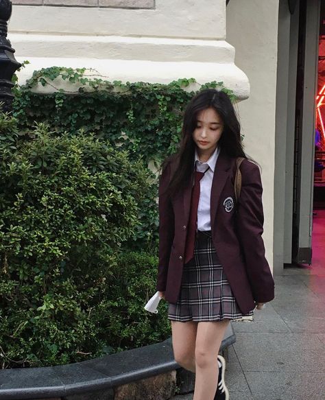 Korean Uniform School, Korean School Outfits, School Uniform Fashion, School Uniform Outfits, Outfit Korean, Estilo Preppy, School Dresses, Uniform Fashion, Girls Uniforms