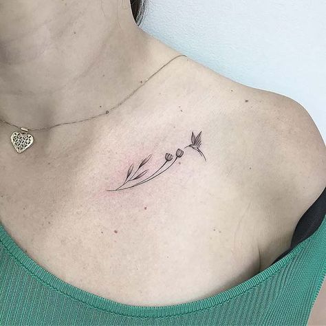 Collar Bone Tattoos For Women, Collar Bone Tattoos, Blue Flower Tattoos, Small Hummingbird Tattoo, Bone Tattoo, Lavender Tattoo, Chic Tattoo, Bone Tattoos, Stylish Tattoo