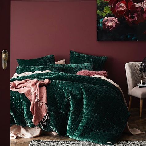 Bed Linen, Sheet Sets, Quilts, Cushions | Adairs Online Emerald Green Bedrooms, Pink Bedroom Walls, Quilt Covers, Interiors Inspiration, Bedroom Green, Bedroom Designs, New Bedroom, My Bedroom, My New Room