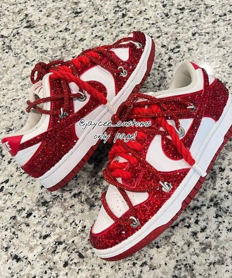 Baddie Shoes Sneakers, Dunks Custom, Birthday Shoes, Casual Shoes Women Sneakers, Bedazzled Shoes, Nike Shoes Women Fashion, Sneakers For Girls, Custom Sneakers Diy, Pretty Sneakers