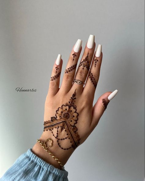 henna tattoo henna designs henna henna tattoos henna tattoo designs henna hand henna design henna tattoo design Simple Henna Designs Hand, Cool Henna, Tattoo Designs Henna, Henna Tattoo Design, Henna Flower Designs, Cute Henna Designs, Cute Henna Tattoos, Inai Pengantin, Tattoos Henna