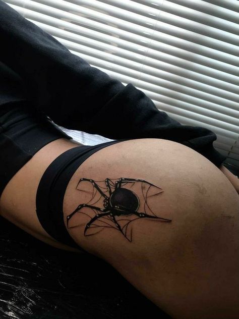 Spider Tattoo For Women Leg, Emo Spine Tattoo, Thigh Tattoos Women Grunge, Cool Goth Tattoos, Scary Tattoos Women, Tattoo Ideas Edgy, 666 Tattoo Ideas, Grudge Tattoos, Goth Tattoos For Women