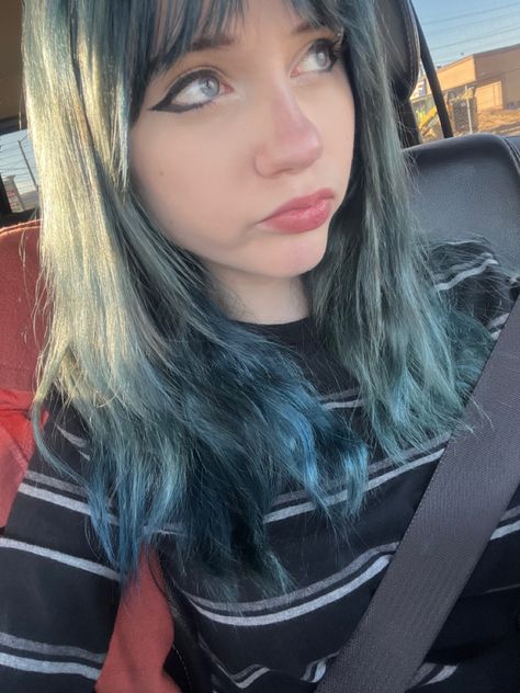 blue hair Turquoise Hair Highlights, Blue Highlights In Blonde Hair, Highlight Bangs, Highlights In Blonde Hair, Highlights Light Brown, Highlighted Bangs, Turquoise Hair, Blue Highlights, Blonde Hair With Highlights