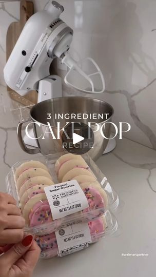 Cake Pop Balls, The Best Cake Pops, Best Cake Pops, Easter Cake Pops, 3 Ingredient Recipes, Soft Sugar, Cake Pop Recipe, Soft Sugar Cookies, Best Cake