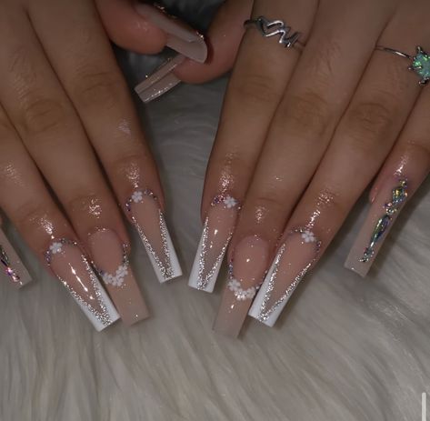 Matric Dance Nail Ideas, Matric Dance Nails, Acrylics Aesthetic, Disney Gel Nails, Md Nails, Pretty Haircuts, Dance Nails, Acrylic Nail Designs Coffin, Quinceanera Nails