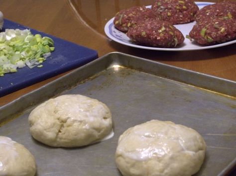 Oven Baked Bannock Recipe, Baked Bannock Recipe First Nations, Baked Bannock Recipe, Bannock Recipe First Nations, Baked Bannock, Bannock Recipe, Savory Breads, Dinner Side Dishes, Bread Bun