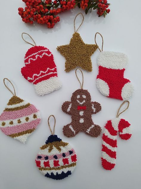 Unique Punch Needle Christmas Ornaments. Original New Year Gift!🎁 These handmade ornaments will definitely add Christmas cheer to your tree.🎅🏻🎄 %100 Handmade Punch Needle Christmas, Punch Needle Coasters, Coasters Christmas, Christmas Punch, Ornaments Christmas Tree, Diy Gift Set, Christmas Rugs, Punch Needle Patterns, Handmade Inspiration