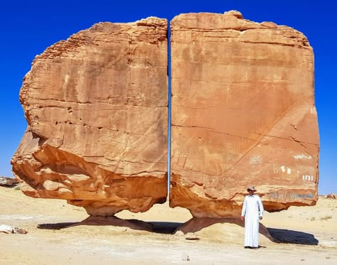 Stone Blocks, Oldest Human, Ancient Technology, Ancient Stone, Ancient Aliens, Stonehenge, Rock Formations, Ancient Civilizations, Image Hd