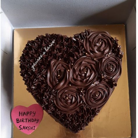 Heart shape cake, Dessert Quotes, Heart Shape Cake, Shape Cake, Heart Shaped Cakes, Choco Chips, Valentine Cake, Chocolate Hearts, Heart Cake, Cake Designs Birthday