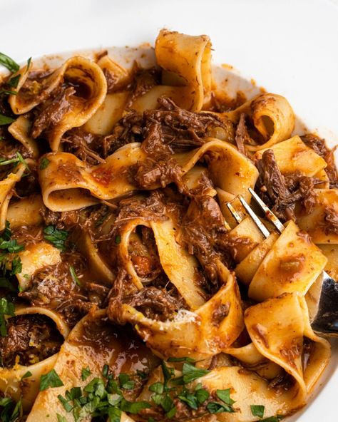 Delicious Beef cheek Ragu - The Burnt Butter Table Beef Cheek Recipes, Beef Cheek Ragu, Beef Cheeks Recipe, Beef Ragu Recipe, Slow Cooked Beef Cheeks, Meat Ragu, Burnt Butter, Pork Ragu, Beef Ragu