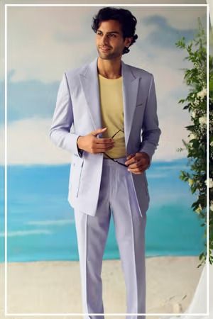 Versatile Suits For Your Closet 2 Piece Suit For Men, Men Street Wear, Purple Blazers, Mens Wedding Suits, Man Blazer, Suit Covers, Fancy Buttons, Outfit 2023, 2 Piece Suit