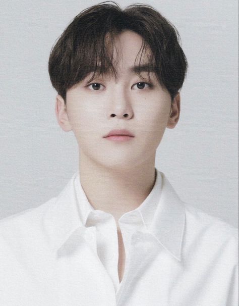 Seungkwan Old Photos, Seungkwan Id Photo, Seventeen Id Photo, Seventeen Id, You're My Everything, Seventeen Seungkwan, Passport Photo, Facing The Sun, Id Photo