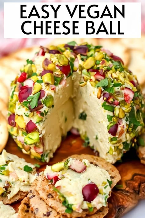 Vegan Hors D’oeuvres, Vegetarian Cheese Board, Vegan Christmas Appetizers, Vegan Charcuterie Board Ideas, Vegan Appetizers Easy, Vegan Cheese Ball, Vegan Cheese Board, Easy Vegan Cheese, Vegan Charcuterie Board