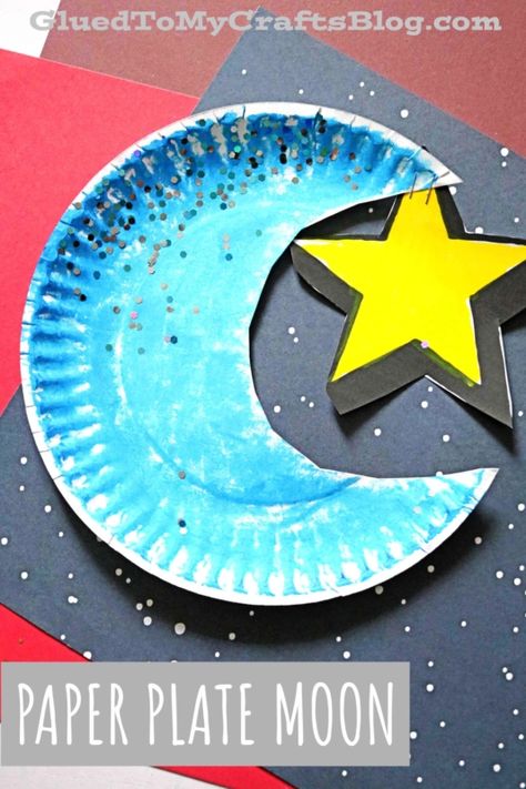 Moon Crafts For Kids, Moon Craft, Star Craft, Paper Plate Crafts For Kids, Moon Crafts, Keepsake Crafts, Toddler Arts And Crafts, Blue Crafts, Paper Wall Hanging