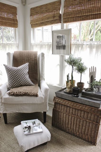 Large covered basket for storage serves double duty as a side table simply by topping with a serving tray. Windows Inspiration, Wicker Shades, Blinds Bedroom, Bedroom Blinds, Diy Blinds, House Blinds, Blackout Blinds, Vertical Blinds, Cool Ideas