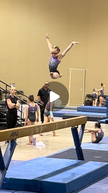 Gymnastics Beam Mounts, Cute Gymnastics Pictures, Gymnastics Poses For Pictures, Gymnast Poses, Gymnastics Bedroom, How To Do Gymnastics, Beam Queen, Gymnastics Levels, Famous Gymnasts