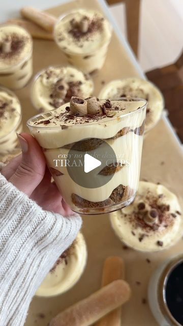 Dessert Shots Ideas, Tiramisu Individual Mini Desserts, Tiramisu Cheesecake Cups, Tiramisu In A Cup, Desert Cups Ideas, Tiramisu Cups, Desert Cups, Tiramisu Cheesecake, Dessert Cups Recipes