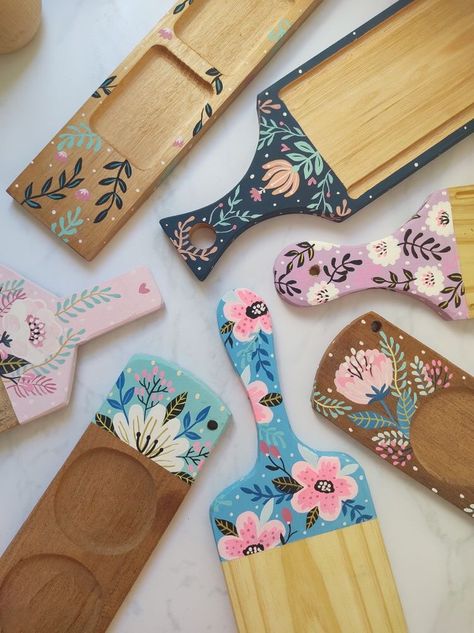 Wood Art Diy, Wooden Craft, Paint And Sip, Craft Night, Spatulas, Diy Art Painting, Wooden Diy, Creative Crafts, Clay Crafts