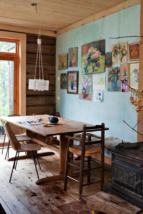 I love the texture of wood and organic art! <3 Rustic Dining Room, Bohol, Interior Design Magazine, Design Del Prodotto, Rustic Dining, Dining Room Design, Home Fashion, Doterra, The Table