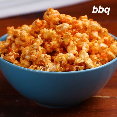 Popcorn Flavor Recipes, Popcorn Homemade, Bbq Popcorn, Flavored Popcorn Recipes, Homemade Caramel Popcorn, Popcorn Treats, Best Popcorn, Snacks Appetizers, Popcorn Snacks