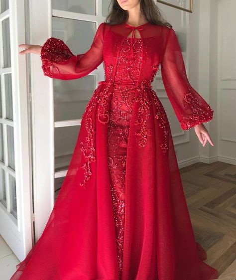 https://www.facebook.com/196649327720509/photos/pcb.249527705766004/249527635766011/?type=3&theater Gown Queen, Queen Gown, Prom Dress Ball Gown, Hijab Dress Party, Dress Ball Gown, Soiree Dress, Cherry Dress, Queen Dress, فستان سهرة