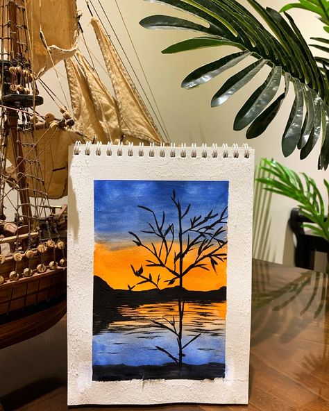 Blue & Orange Sky! ♥️ Paintings Acrylic Aesthetic, Orange Scenery, Acrylic Aesthetic, Paintings Acrylic, Scenery Paintings, Orange Sky, Sunset Painting, Blue And Orange, Blue Orange