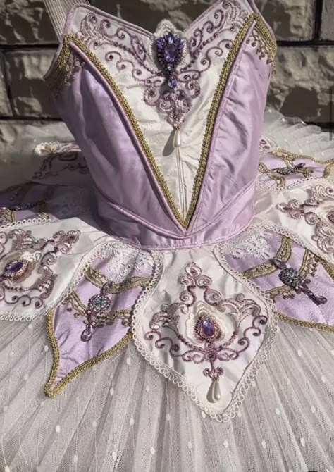 Lilac Fairy Ballet Costume, Lilac Fairy Ballet, Beauty And The Beast Quinceanera, Tutu Pattern, Tutu Design, Elven Clothing, Lilac Fairy, Argumentative Antithetical Dream Girl, Classical Ballet Tutu