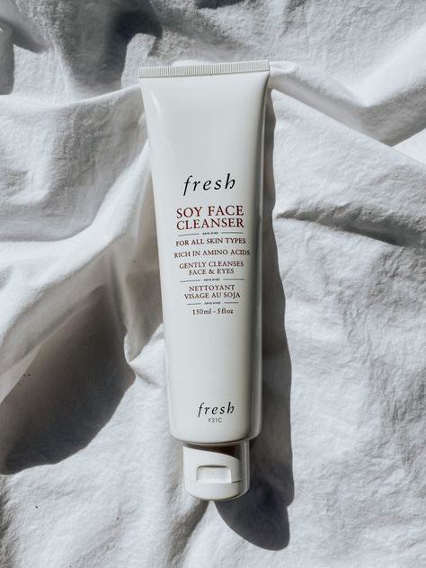 Fresh Face Wash, Soy Face Cleanser, Fresh Beauty Aesthetic, Facial Wash Packaging, Fresh Soy Face Cleanser, Face Cleanser Aesthetic, Face Wash Aesthetic, Skincare Cupboard, Face Wash Products