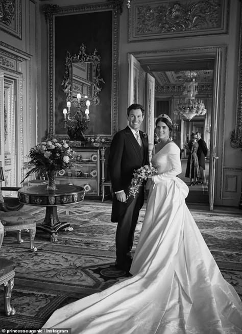 Royal Family Wedding Photos, Royal Wedding Photos, Princess Eugenie Wedding, Princess Eugene, Savannah Phillips, Princess Eugenie And Beatrice, Eugenie Wedding, Pregnant Princess, Jack Brooksbank