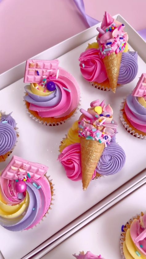 Cupcake With Candy On Top, Two Sweet Cupcakes, Sweet One Cupcakes, Candyland Treats, Sweetie Cupcakes, Candy Land Cupcakes, Sweets Party, Candy Cupcakes, Cake Stall