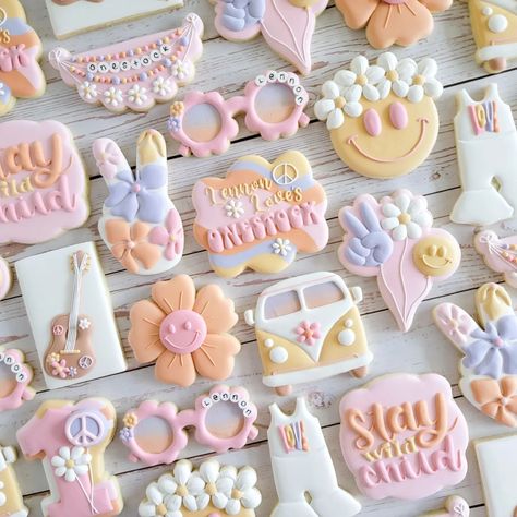 Fourever Groovy Cookies, Retro Birthday Cookies, Two Groovy Cookies Decorated, 70s Cookies Decorated, Retro Cookies Decorated, Five Is A Vibe Cookies, Two Groovy Birthday Party Ideas, Groovy One Cookies, Groovy Cookies Decorated