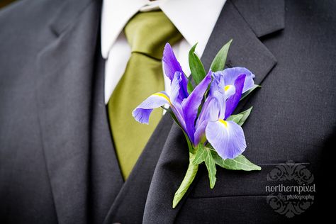 Groom's boutonniere:big iris with limonium and burlap leaf Groomsmen- small iris with some babys breath with twine detail Iris Boutonniere, Iris Wedding Bouquet, Tour Website, Purple Boutonniere, Iris Wedding, Iris Bouquet, Prince George Bc, Hydrangea Bouquet Wedding, Pixel Photography